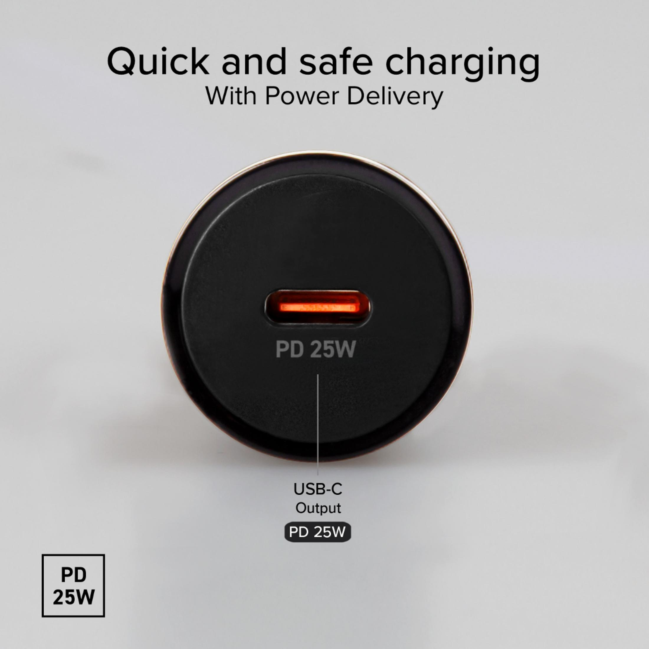 Adaptador de cargador negro con puerto USB-C e indicador iluminado.