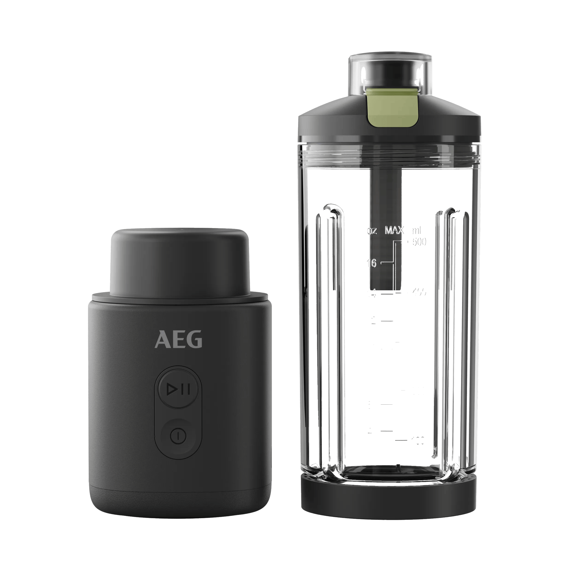 Accesorio de batidora AEG negro junto a un vaso medidor transparente con tapa negra.