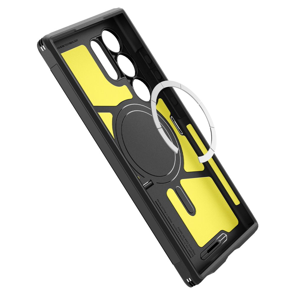 Custodia nera per telefono con imbottitura gialla e anello magnetico.