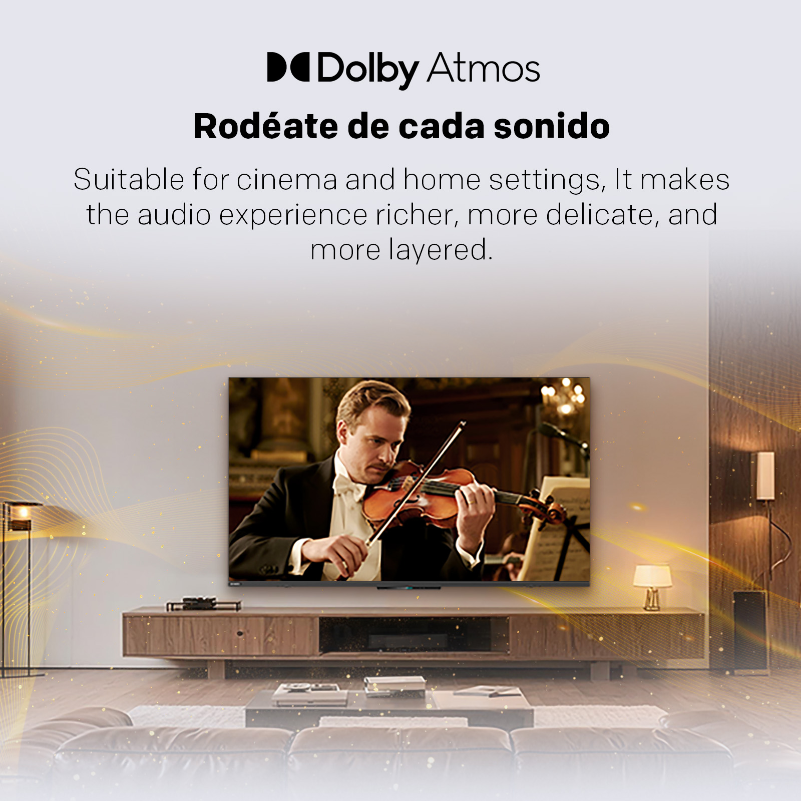 Hombre tocando violín en esmoquin frente a logo Dolby Atmos y sala.