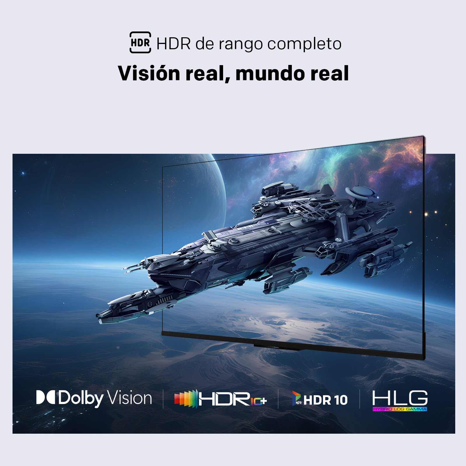 Una nave espacial vuela sobre un planeta con una nebulosa colorida al fondo.