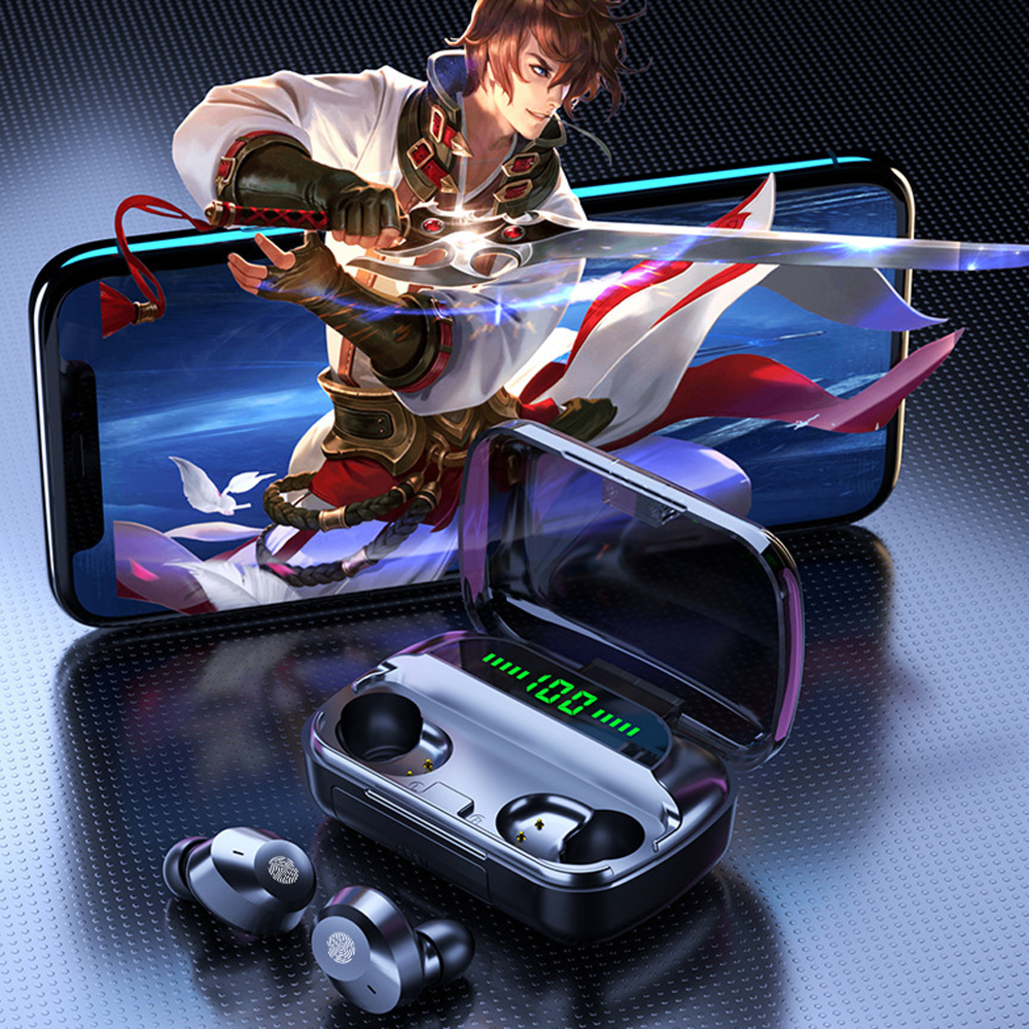 Schwarze kabellose Ohrhörer und Ladeetui neben einem Smartphone mit Anime-Charakter.