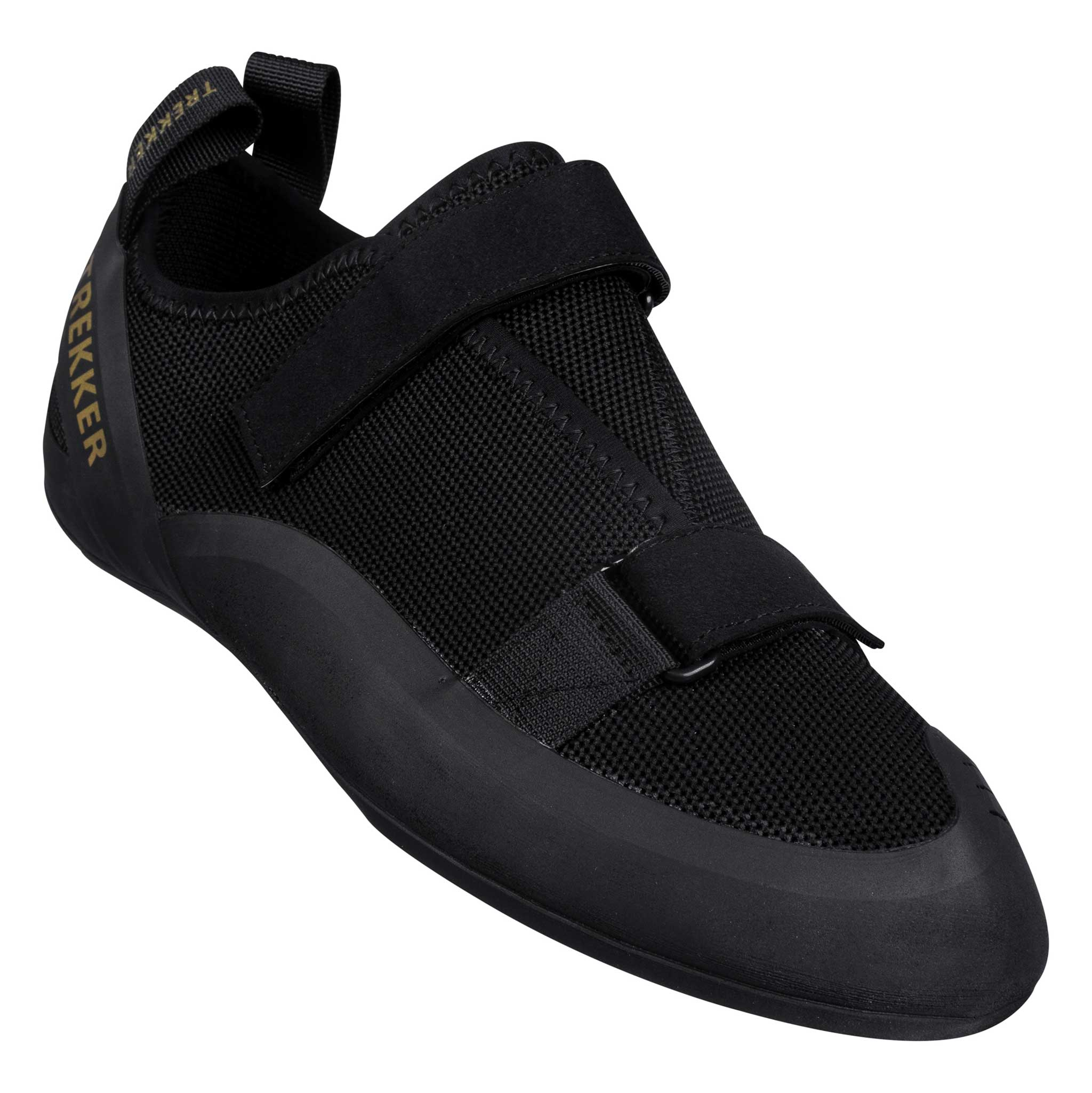 Ein schwarzer Kletterschuh mit Klettverschluss und dem goldenen Schriftzug "TREKKER".