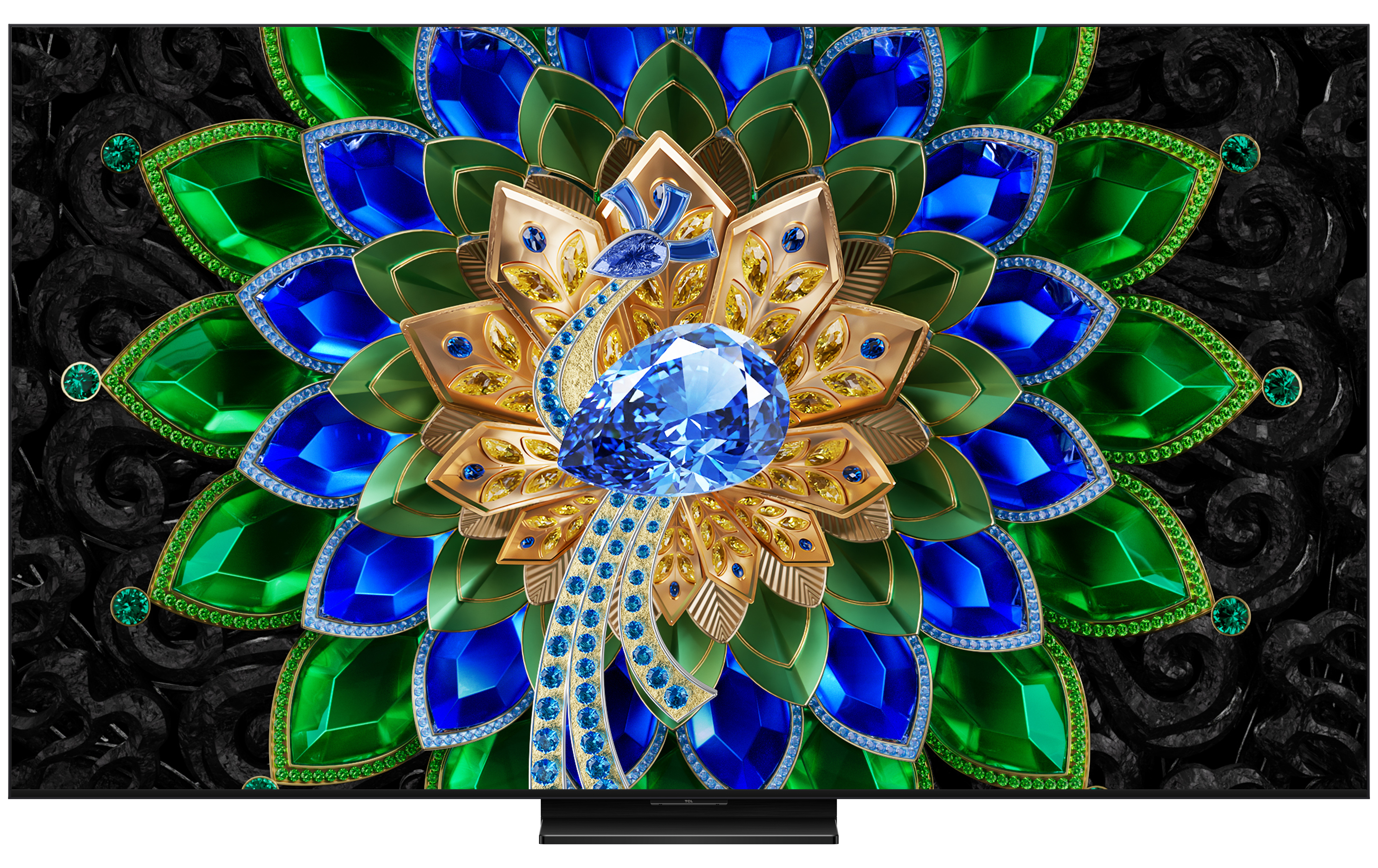 Un pavone d'oro e gioielli con un grande diamante blu su sfondo ornato.