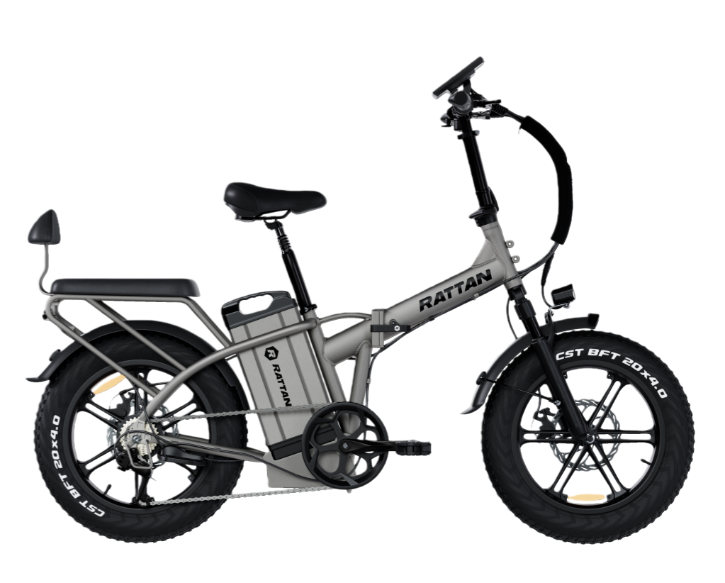 Graues faltbares E-Bike mit schwarzem Sattel, Gepäckträger und breiten Reifen.
