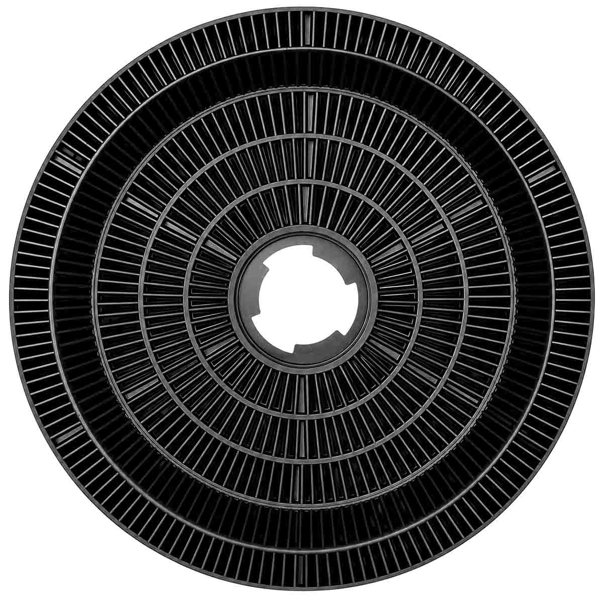 Schwarzer runder Aktivkohlefilter mit konzentrischen Ringen und Schlitzen.
