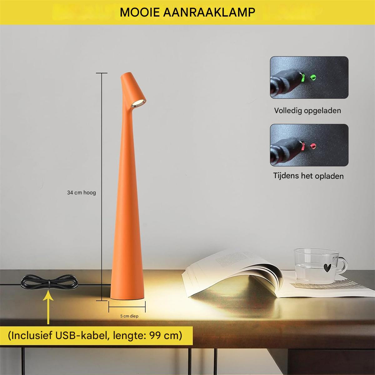 Orange Lampe, 34cm hoch, 5cm tief, mit USB-Kabel. Ladezustand angezeigt.
