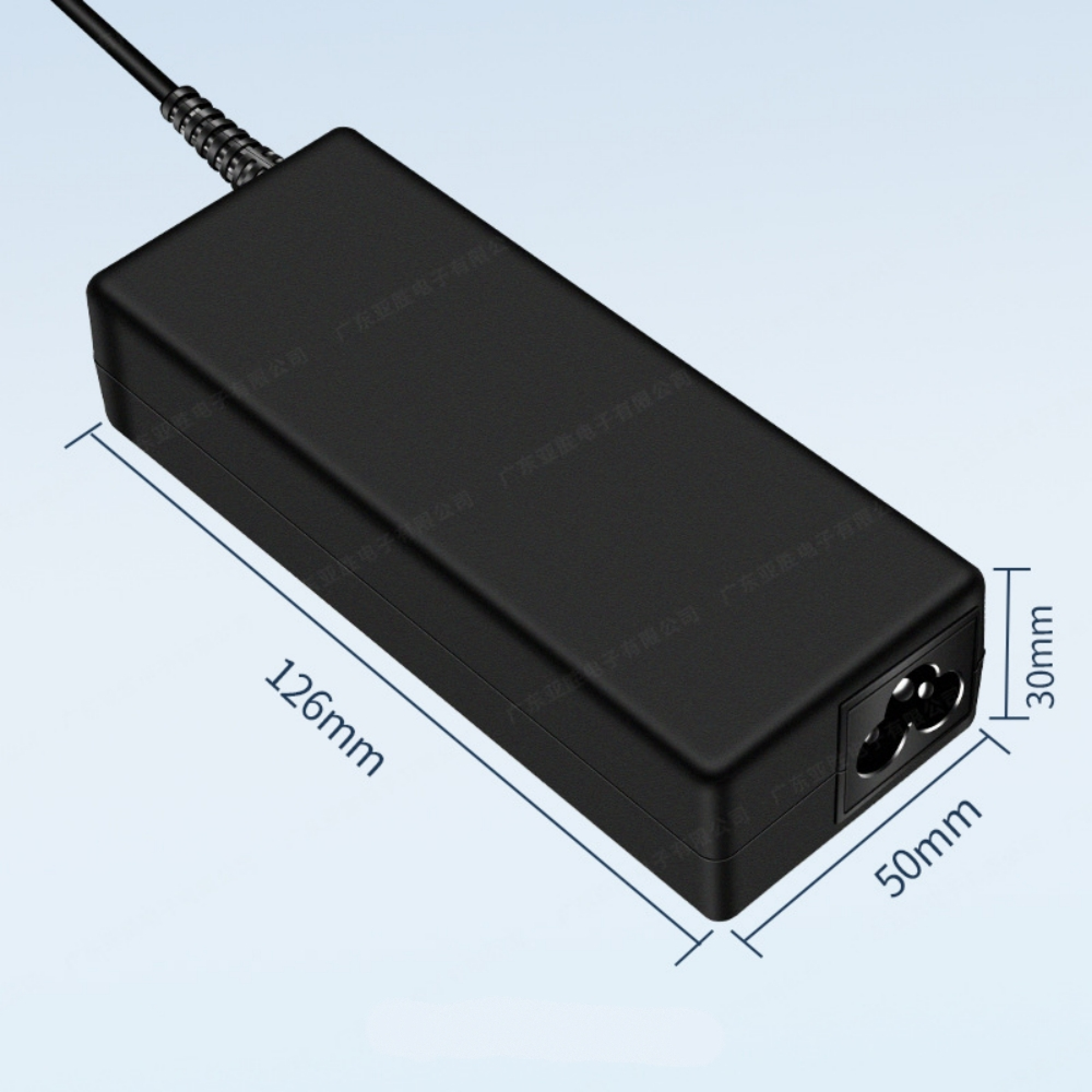 Schwarzes Netzteil 126x50x30mm mit Kabel und zwei Buchsen.