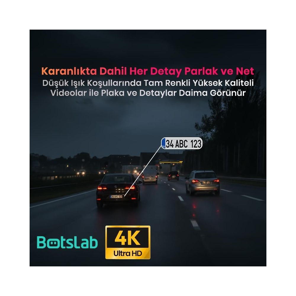 Gece ıslak yolda arabalar, plaka vurgulanmış.