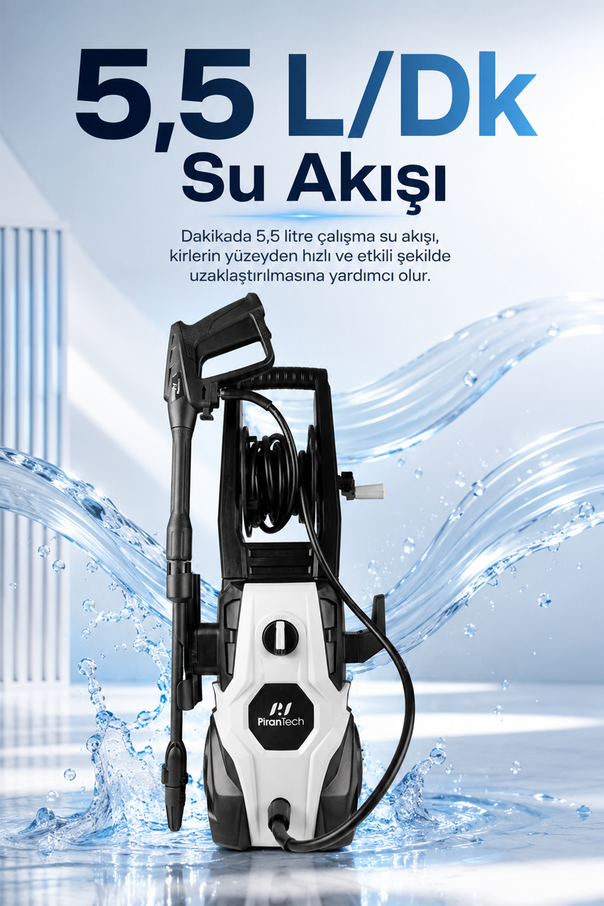 5,5 L/dk su akışlı basınçlı yıkayıcı su sıçratıyor.