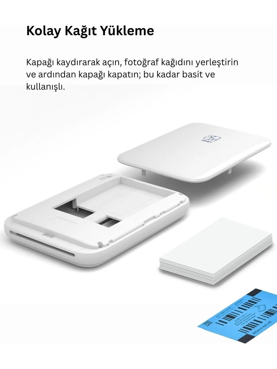 Un dispositivo bianco con il coperchio rimosso e una pila di carta accanto.