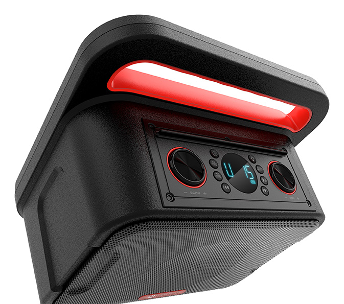 Zwarte luidspreker met rode LED-lichtbalk en digitaal display.