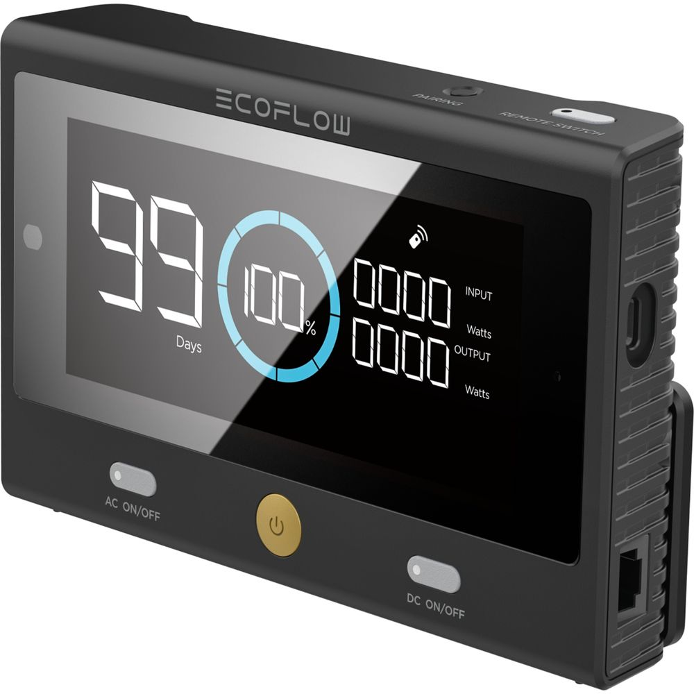 Dispositivo ECOFLOW nero con display: 99 giorni, batteria 100%, watt input/output.
