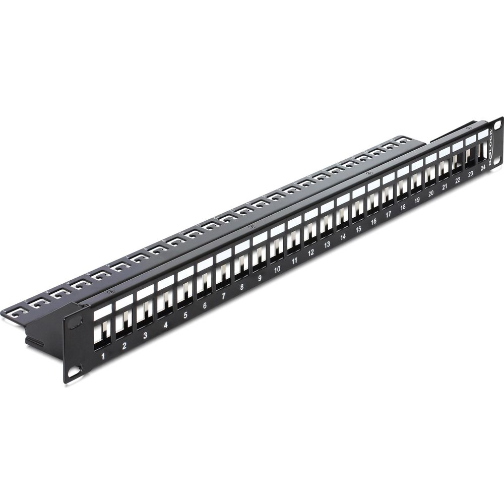 Ein schwarzes 24-Port-Netzwerk-Patchpanel mit nummerierten Ports von 1 bis 24.