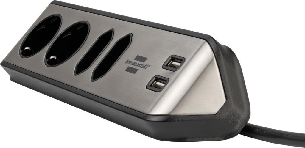 Schwarzer Mehrfachstecker mit drei Steckdosen und zwei USB-Anschlüssen.