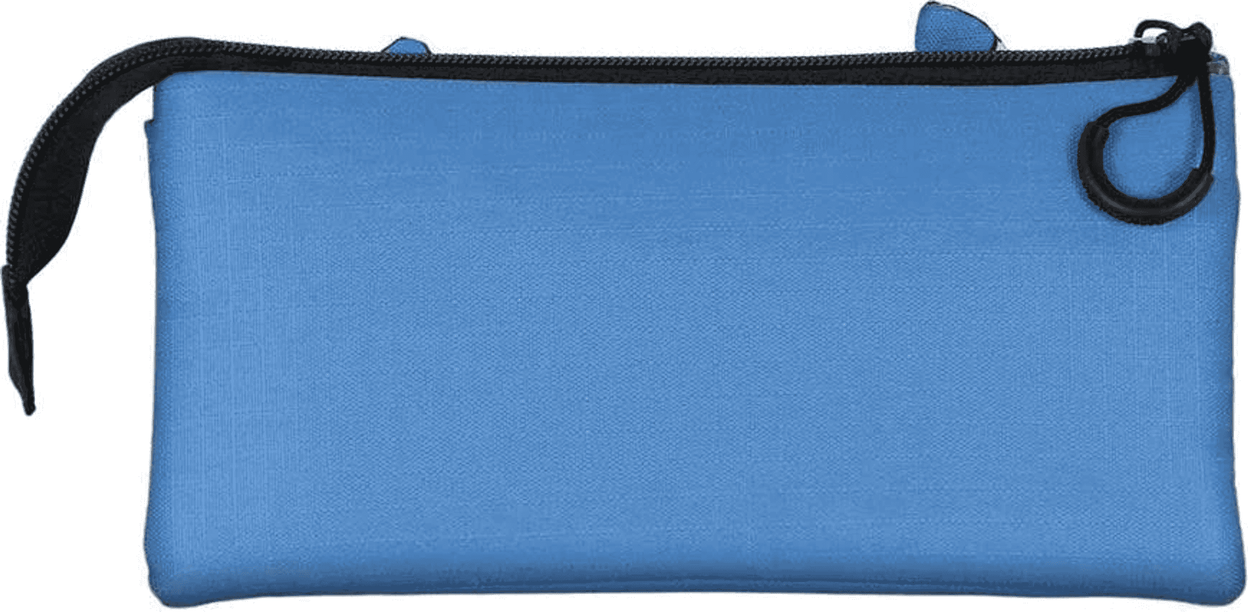 Eine blaue Stofftasche mit schwarzem Reißverschluss und Karabinerhaken.