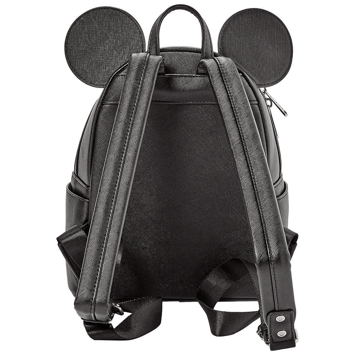 Una mochila negra con orejas de Mickey Mouse y bolsillo con cremallera.