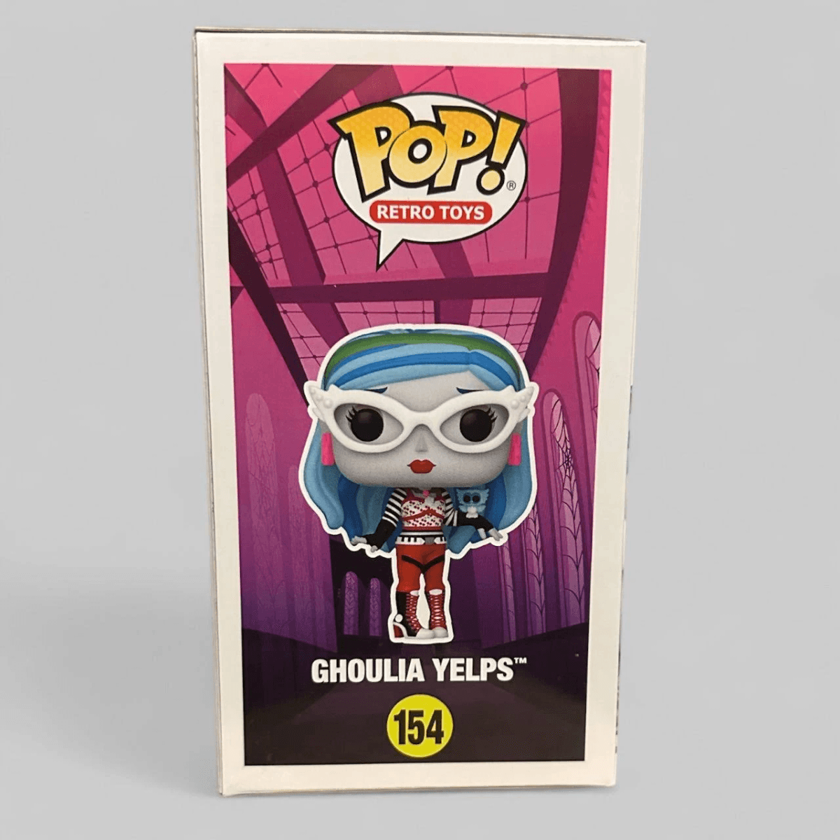 Funko Pop! Vinyl Figur von Ghoulia Yelps mit Katze, Nummer 154.