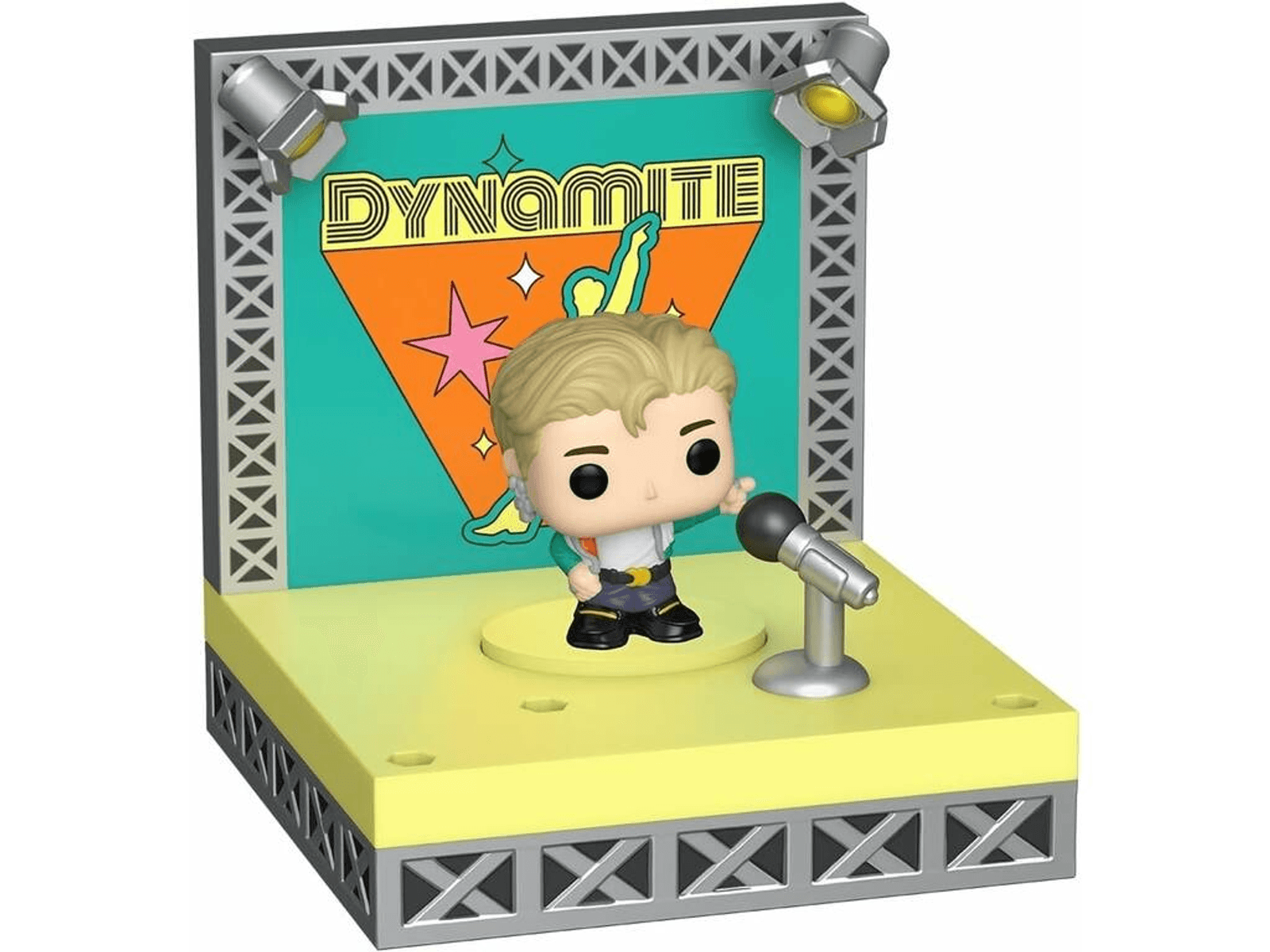 Eine Funko Pop-Figur eines Sängers mit Mikrofon auf einer gelben Bühne vor dem Wort DYNAMITE.