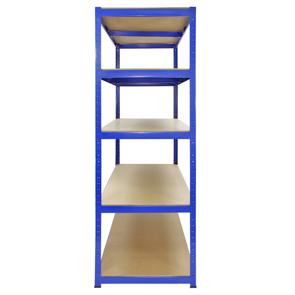 Un estante de metal azul con cinco estantes de madera, aislado sobre fondo blanco.
