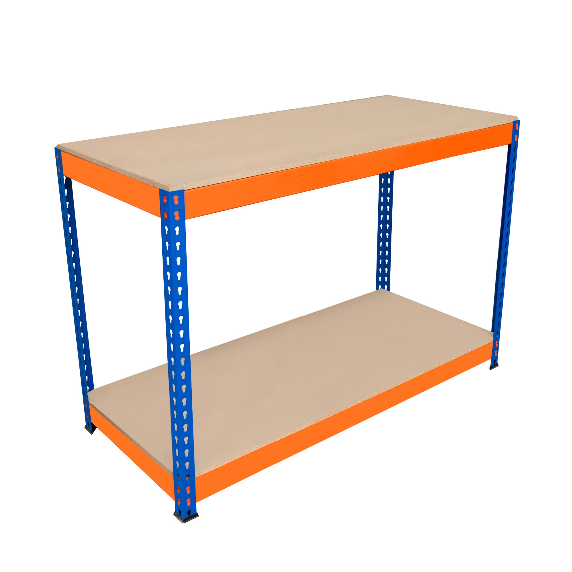 Un estante naranja y azul de dos niveles con baldas de madera.