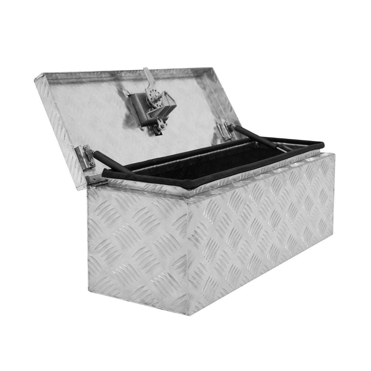 Una caja de herramientas rectangular de aluminio abierta con patrón de rombos.