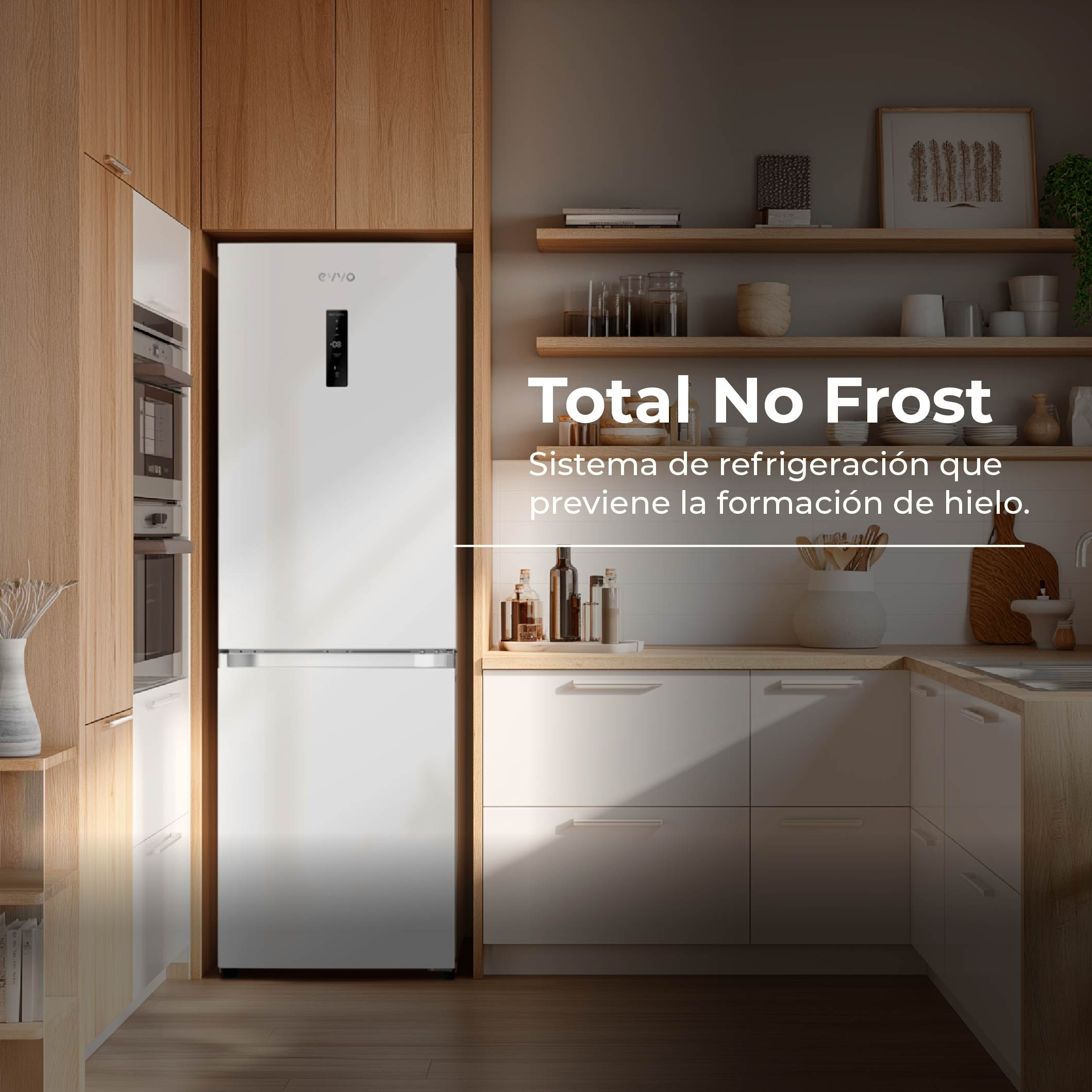 Un refrigerador blanco moderno está en una cocina de madera.