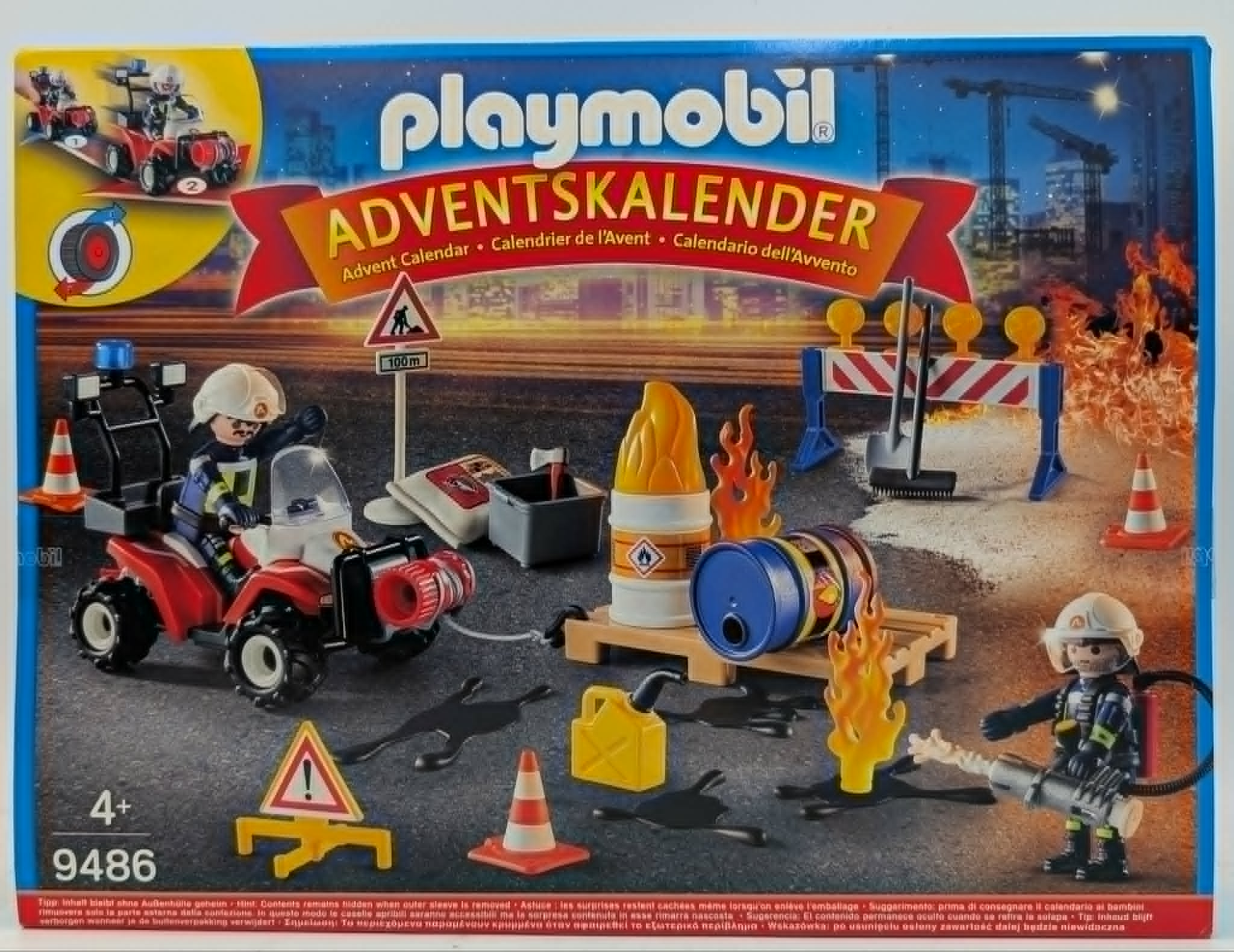 Playmobil Adventskalender mit Feuerwehr-Motiv, Fahrzeugen und Figuren.