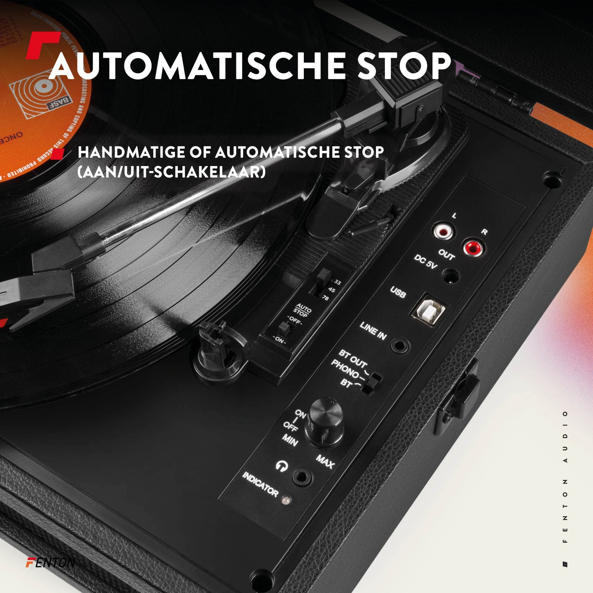 Un tocadiscos con un disco de vinilo, controles y puertos.
