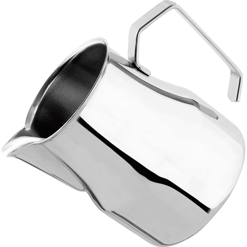 Ein glänzender, silberner Milchaufschläger aus Metall mit einem Griff.