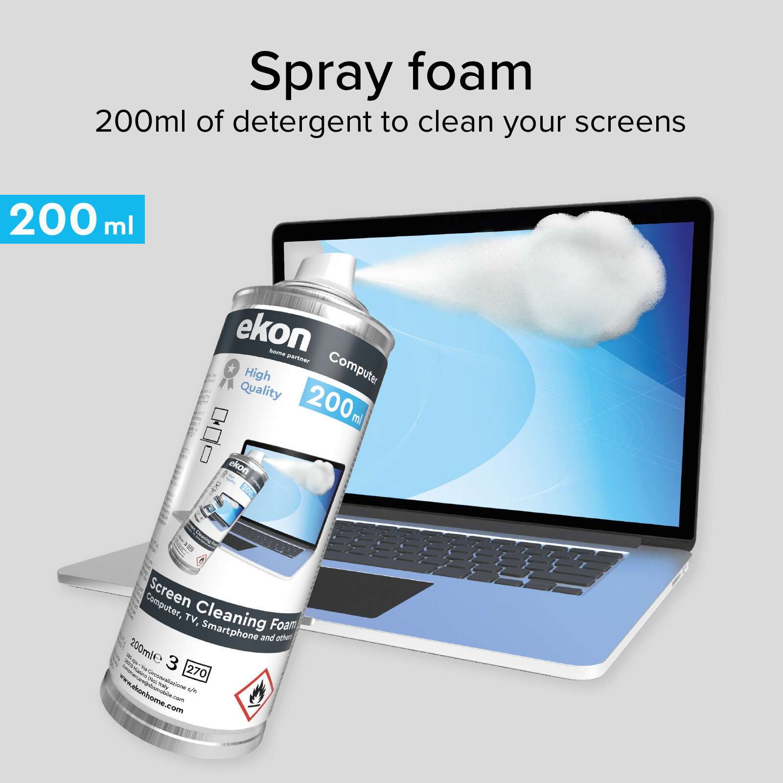 Una bomboletta di schiuma detergente viene mostrata mentre spruzza sullo schermo di un laptop.