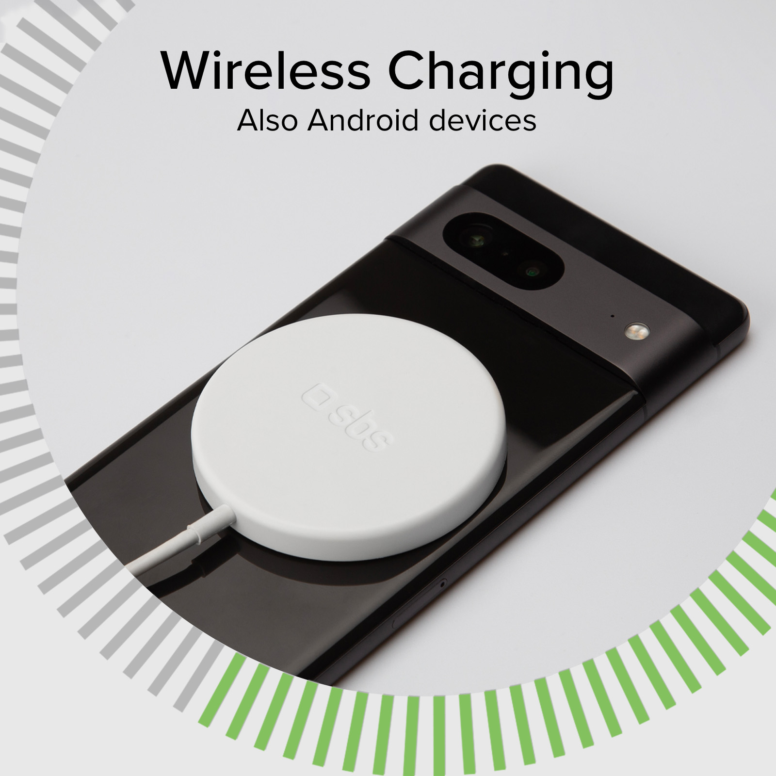 Un caricabatterie wireless bianco su uno smartphone nero. Testo: Ricarica wireless.