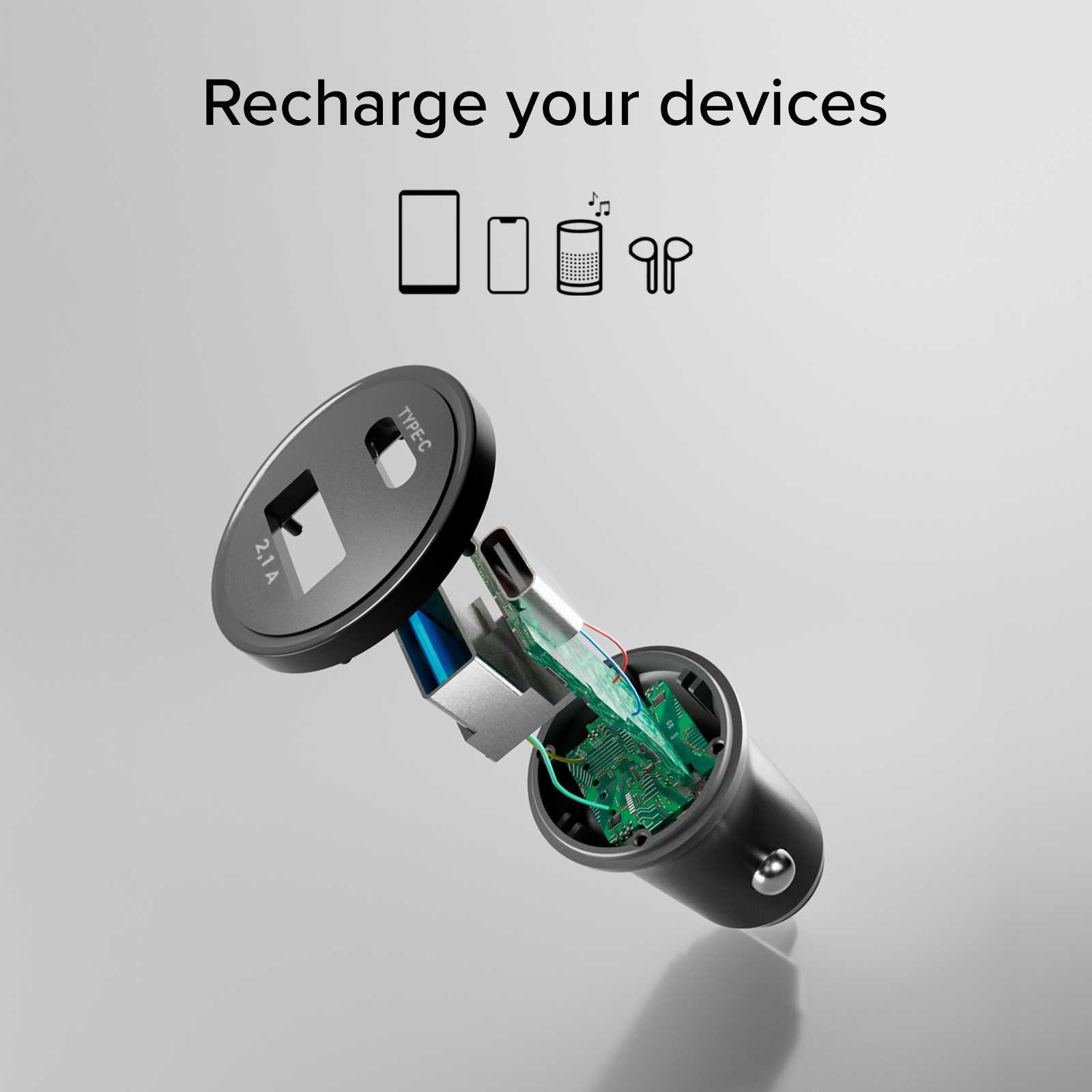 Un adattatore USB per auto nero smontato che mostra circuito interno, cavi e porta USB-C.