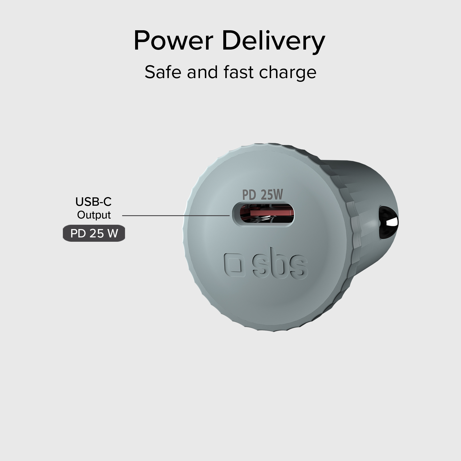Cargador USB-C gris con salida PD de 25W y logo de SBS.