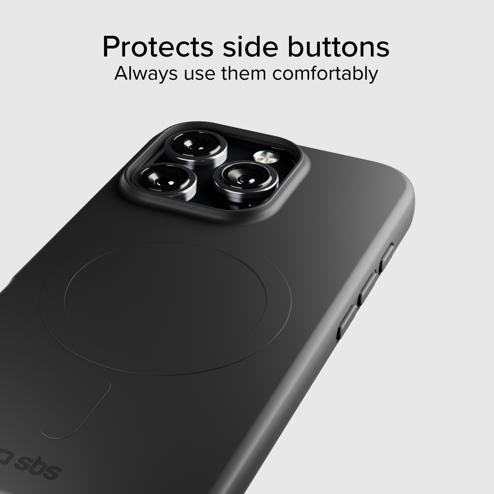 Telefono nero con tre fotocamere e pulsanti laterali, su sfondo grigio.