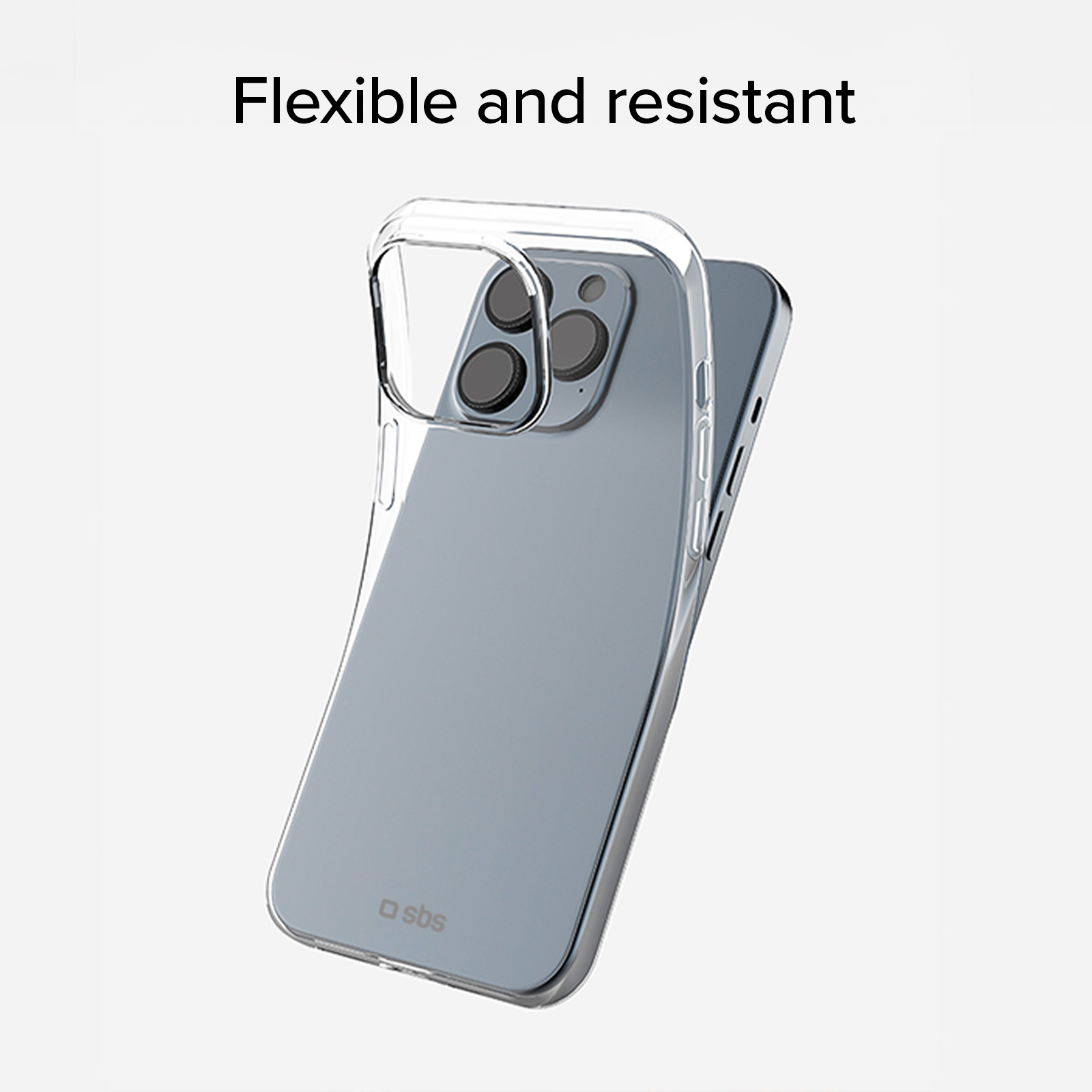 Una cover trasparente per telefono giace su un telefono. La fotocamera posteriore è visibile.