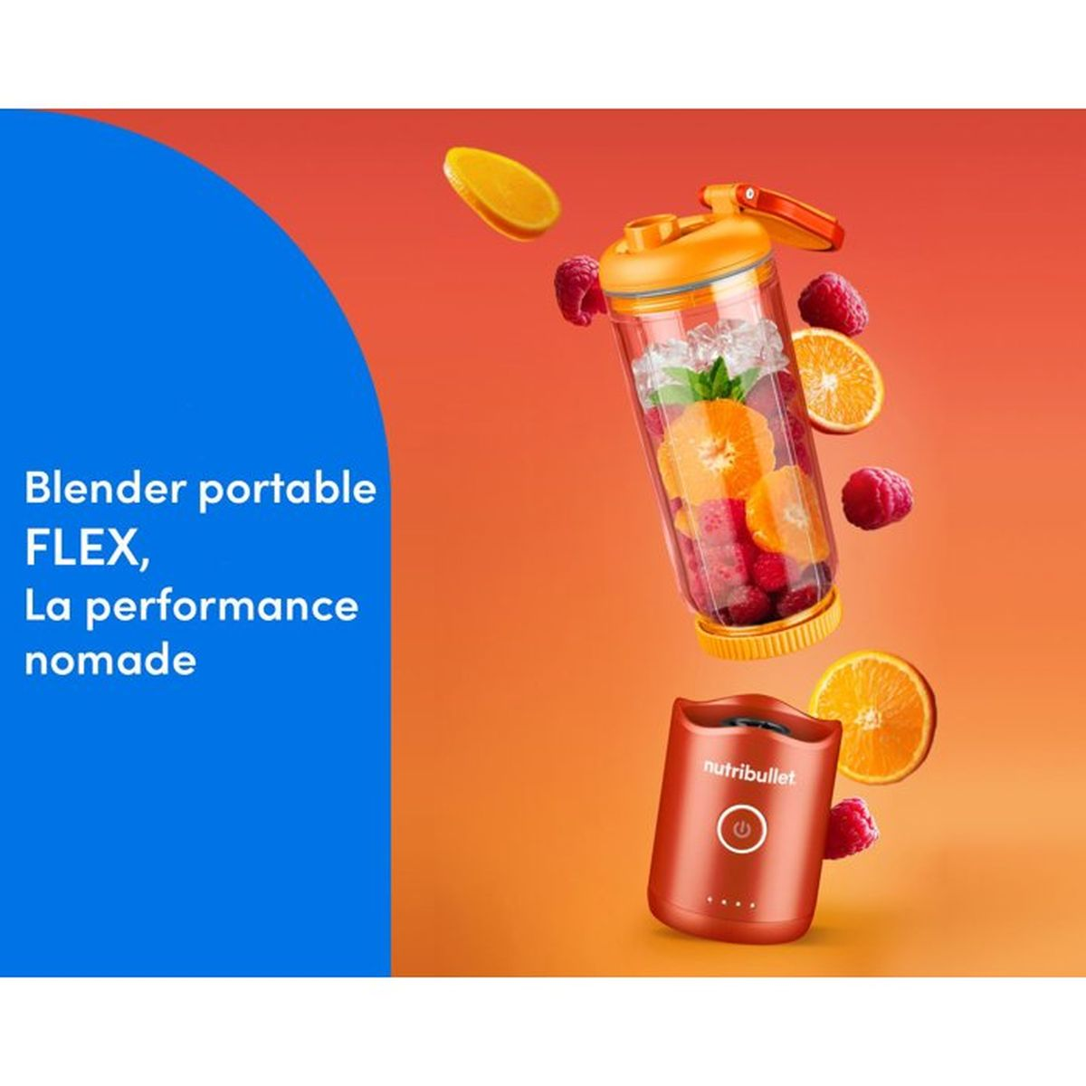 Ein tragbarer roter Nutribullet-Mixer mit einem Mixbecher voller Früchte und Eis.