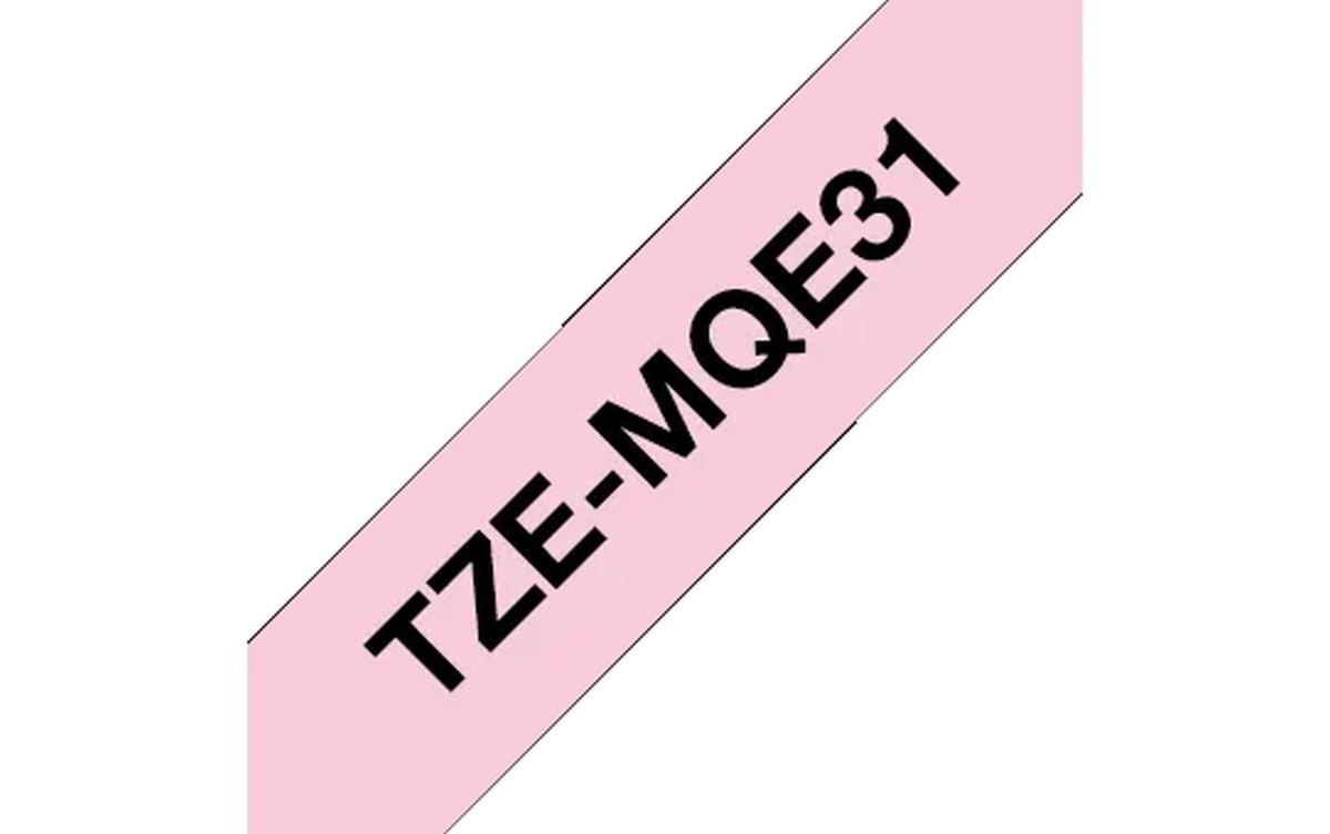 Ein rosafarbener Pfeil mit schwarzem Text 'TZE-MQE31'.