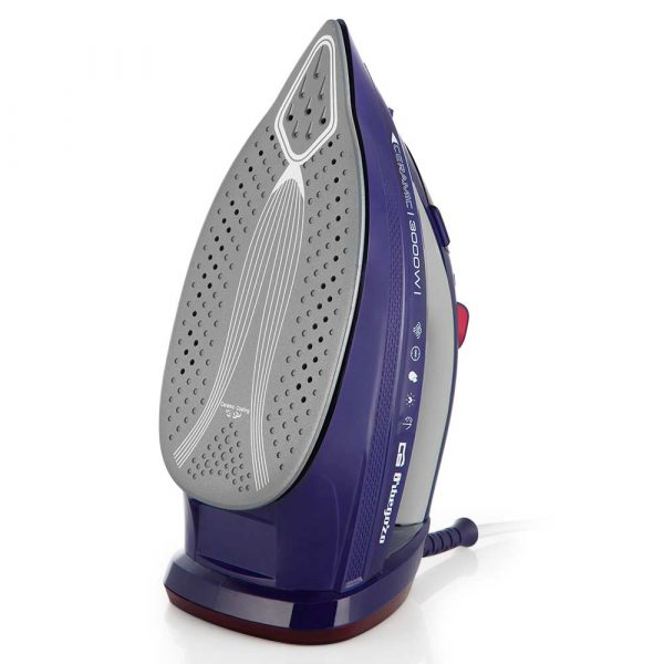 Eine violette Bügeleisen mit Keramiksohle und Kabel.