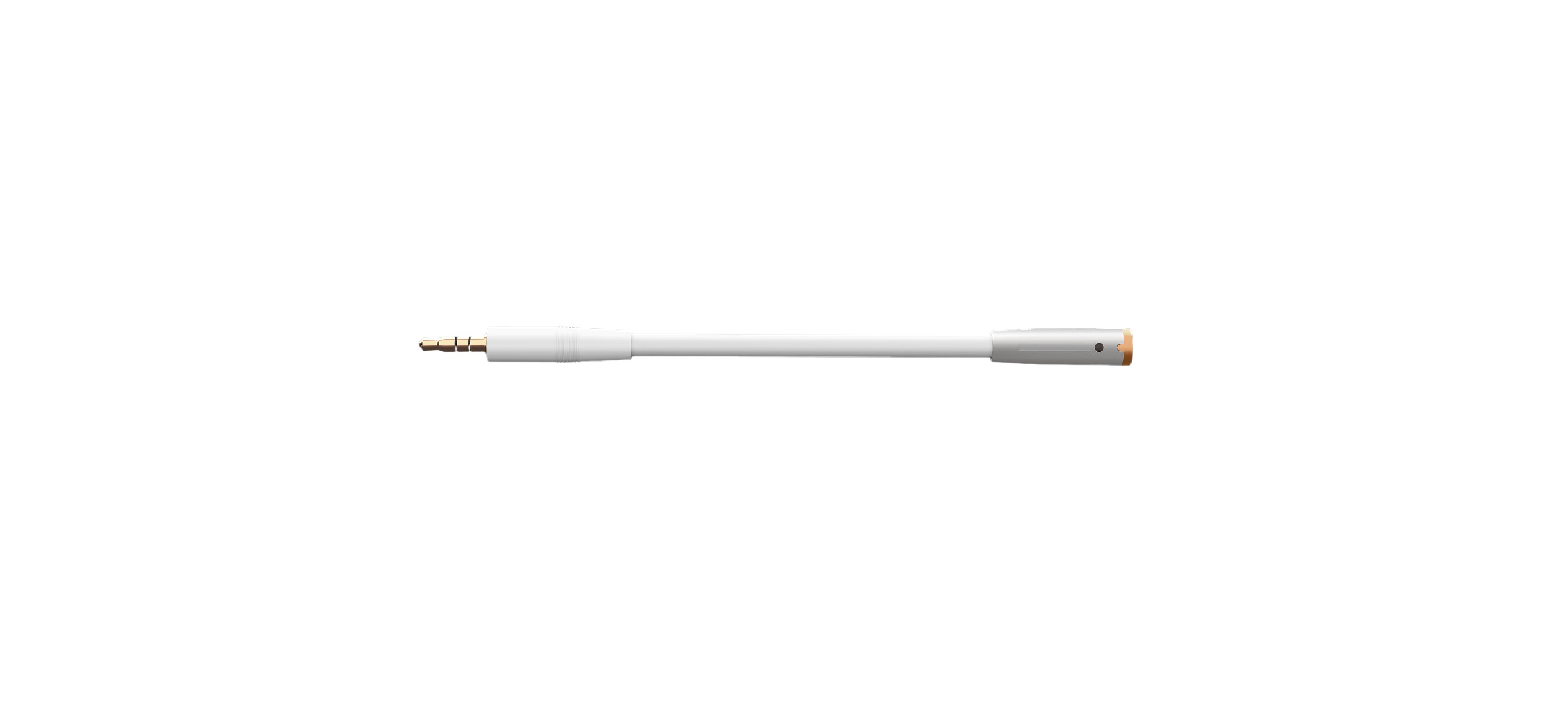 Un cavo audio bianco con spina da 3,5 mm e connettore microfono.
