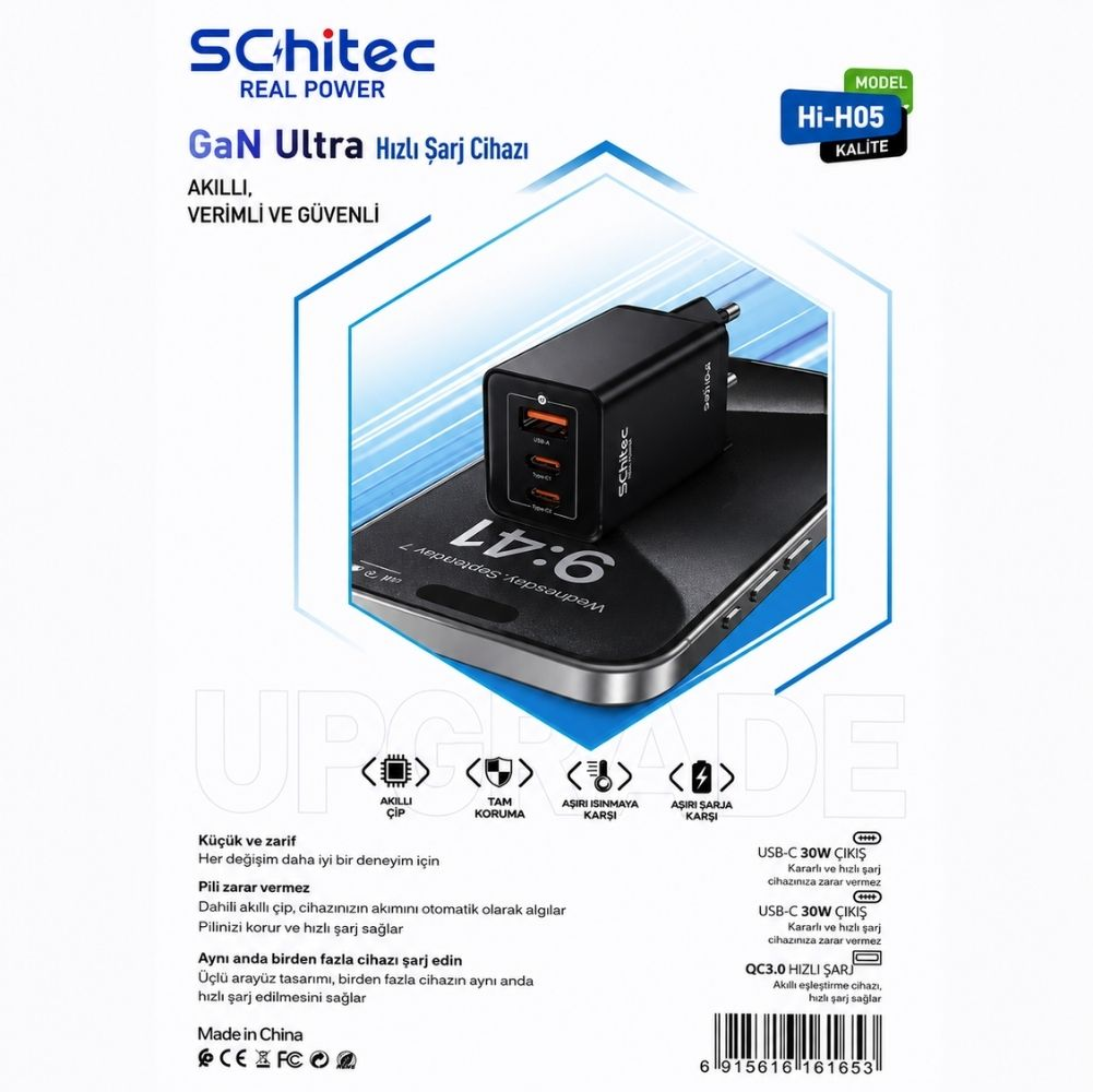Siyah SChitec GaN Ultra hızlı şarj cihazı, üç portlu, akıllı telefon üzerinde.