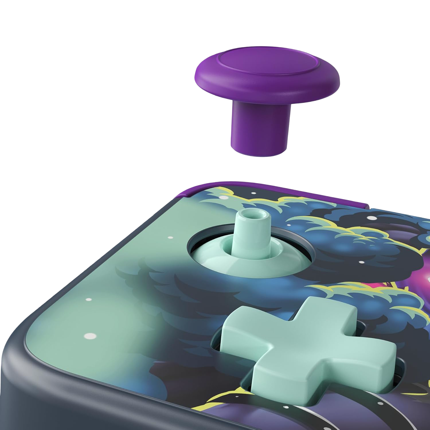 Fioletowa nakładka joysticka unosi się nad kontrolerem z krzyżakiem w kształcie krzyża.