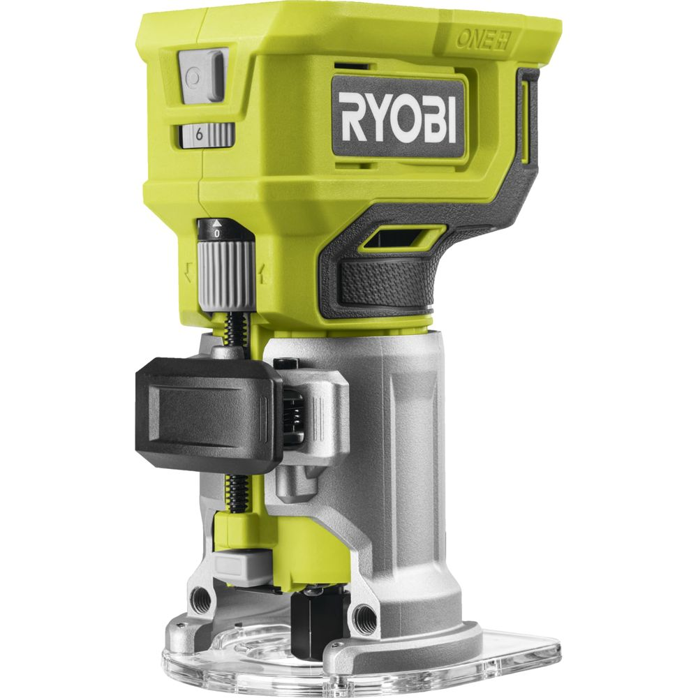 Grüner Ryobi Trimmer mit silberner Basis und schwarzen Griffdetails. Weißer Hintergrund.