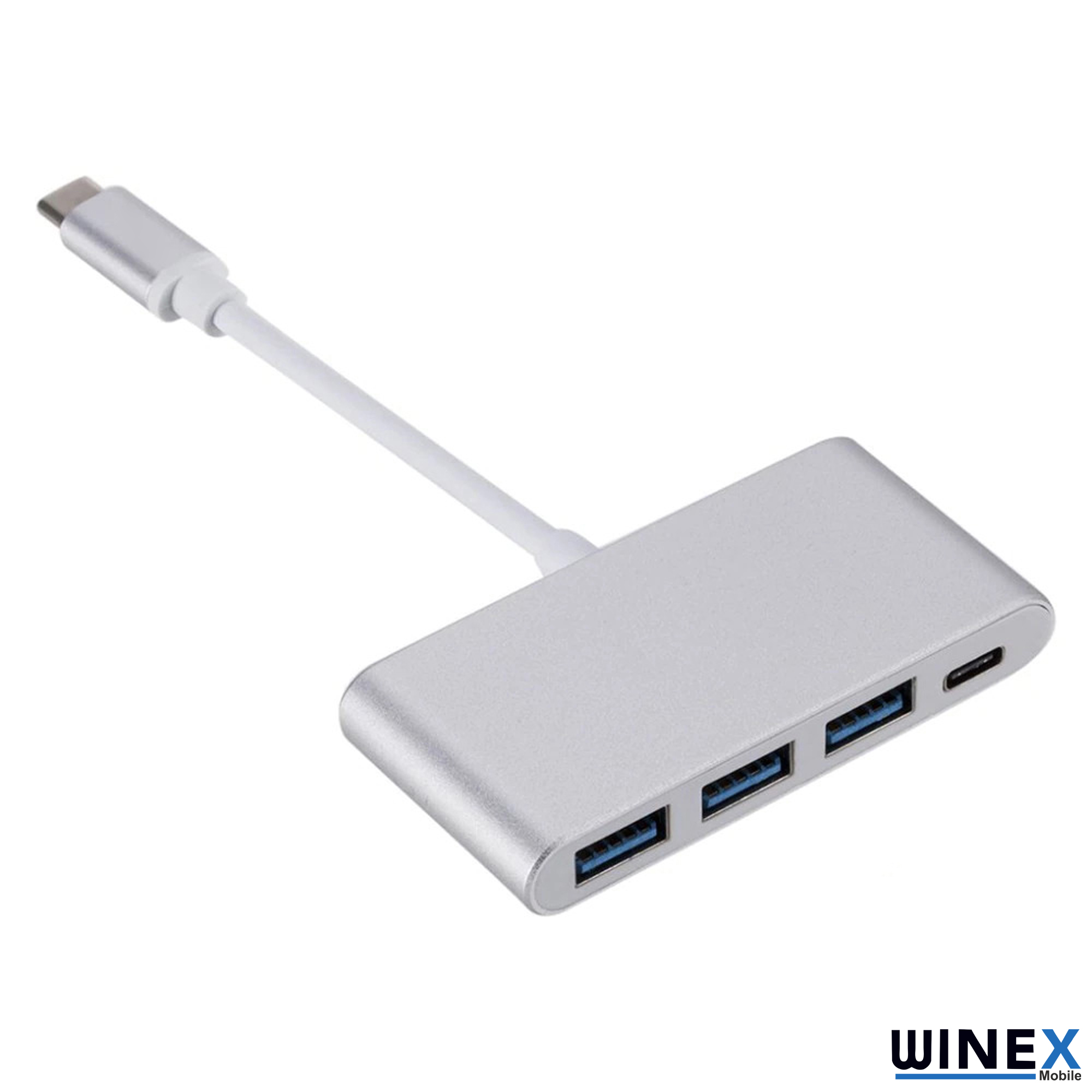 Üç USB-A ve bir USB-C bağlantı noktasına sahip gümüş renkli USB-C hub.