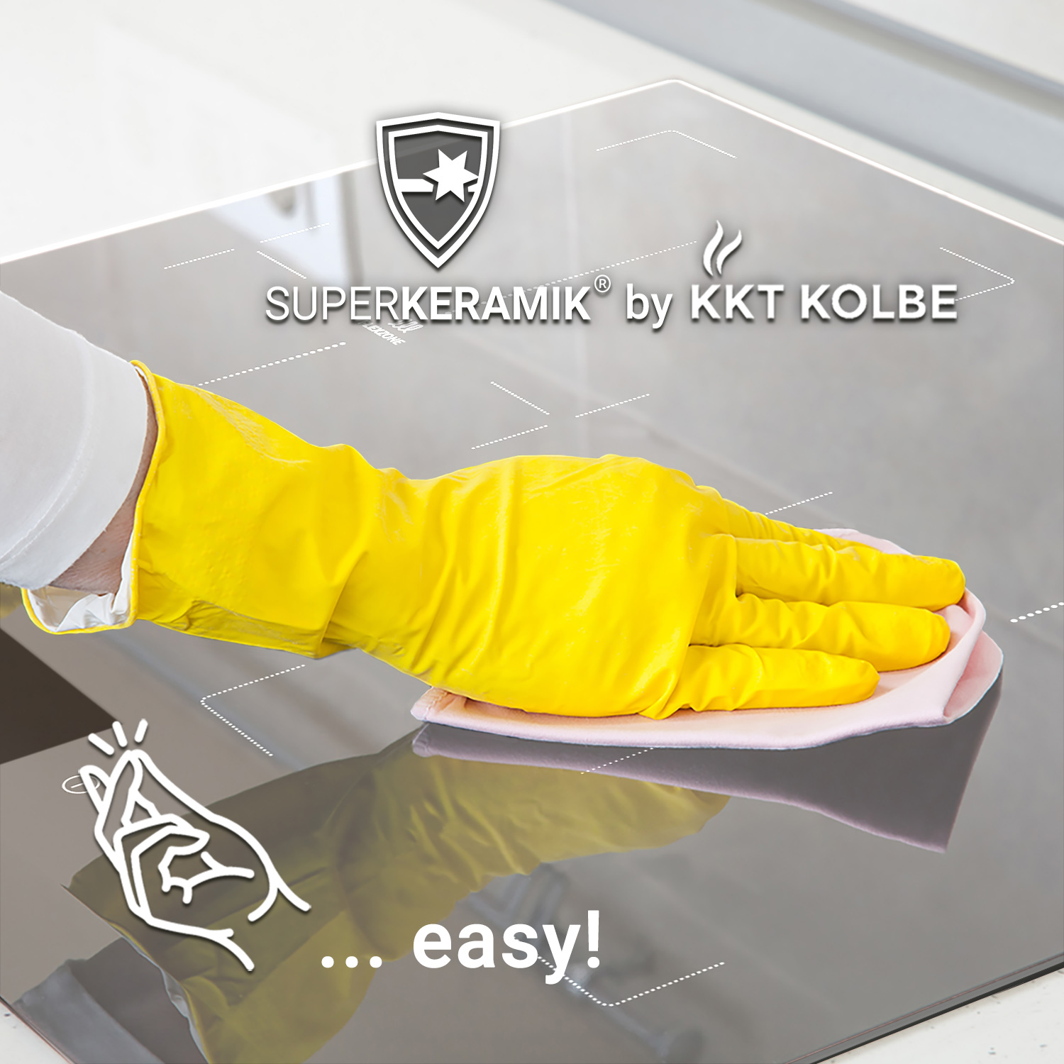 Gelbe Handschuhe reinigen eine Kochfläche mit einem rosa Tuch.