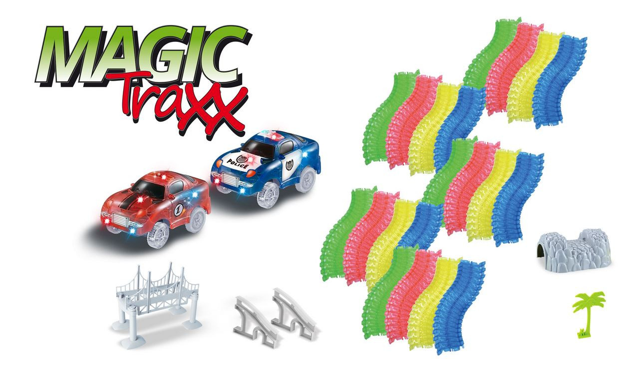 Set di giocattoli Magic Traxx con macchinine, binari, ponte, tunnel e palma.