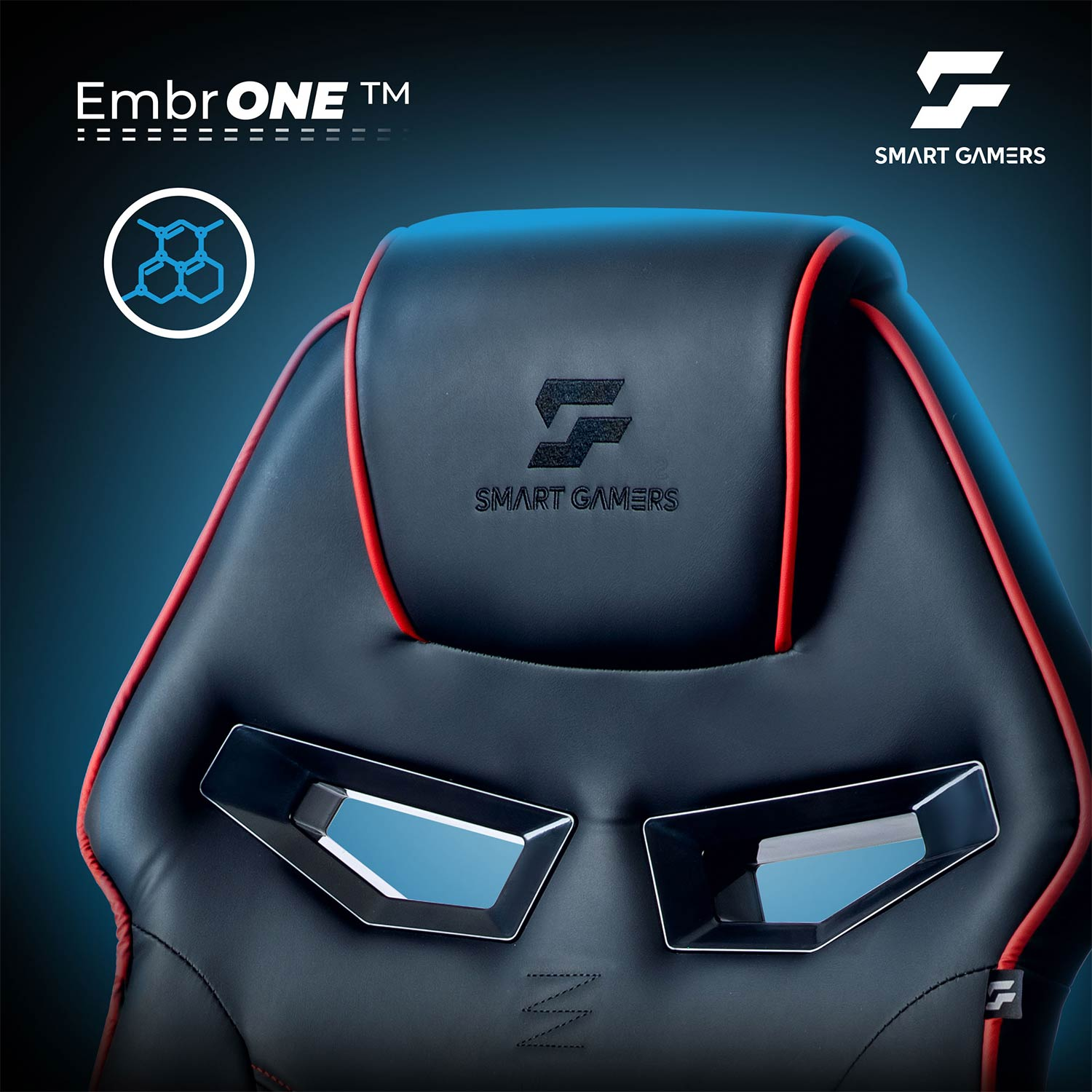 Czarny fotel gamingowy z czerwonymi wstawkami i logo Smart Gamers.