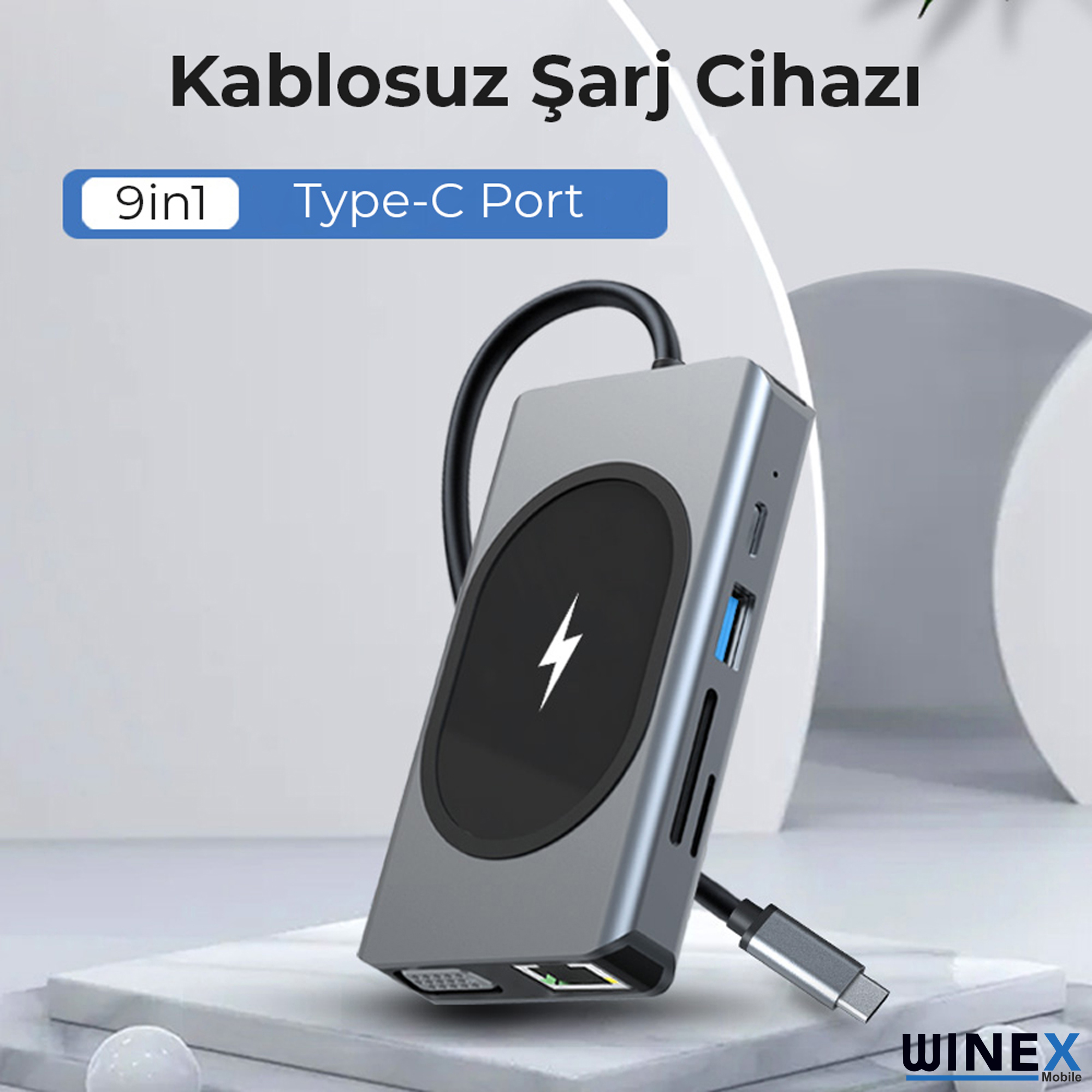 Şarj göstergeli ve çeşitli bağlantı noktalarına sahip gri 9'u 1 arada USB-C hub.