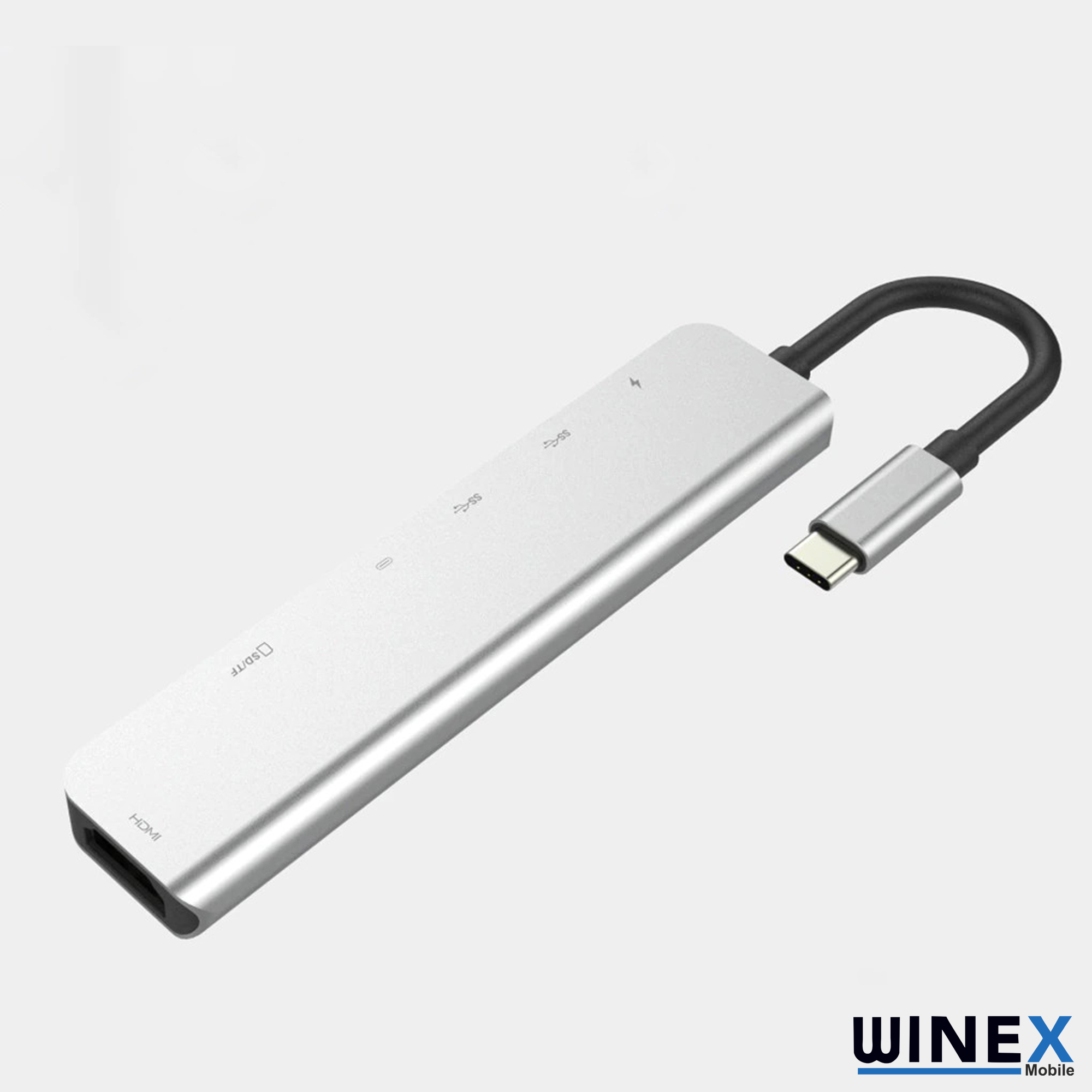 HDMI, SD/TF ve USB bağlantı noktalarına sahip gümüş USB-C hub.