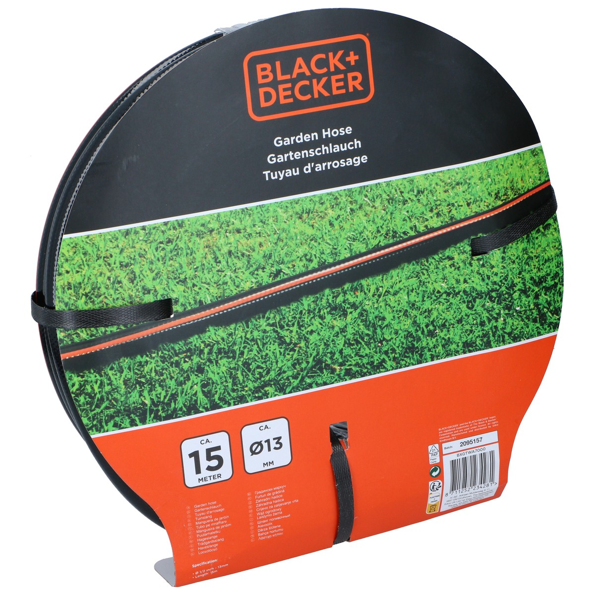 Black+Decker garden hose, 15m long, 13mm diameter, coiled on packaging.